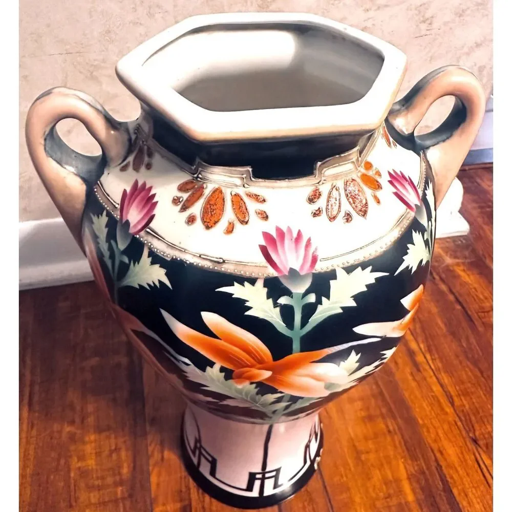 Vintage Japan Royal Nishiki Nipon Satsuma Style Hand Painted Floral Ceramic Vase